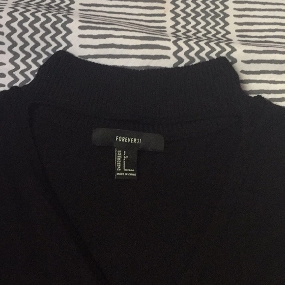 NWOT black super soft sweater with choker detail - Picture 5 of 5